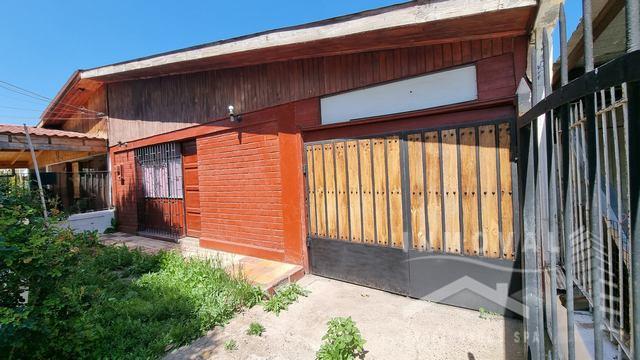 CASA SÓLIDA EN LA ARBOLEDA, ARTIFICIO.