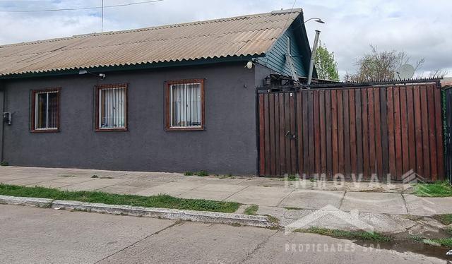 CASA EN POBLACIÓN CEMENTO EL MELÓN.