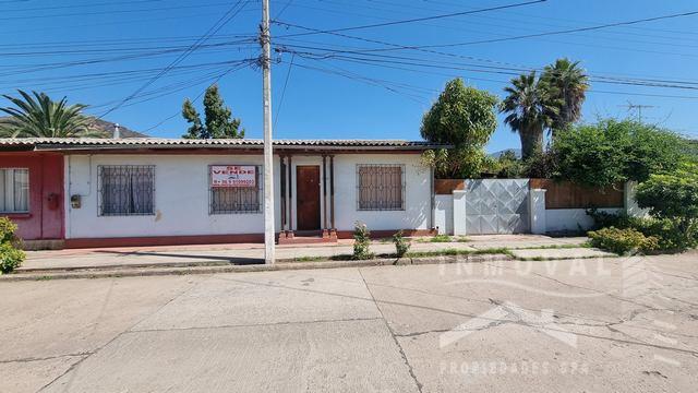 CASA EN POBLACIÓN CEMENTO EL MELÓN.