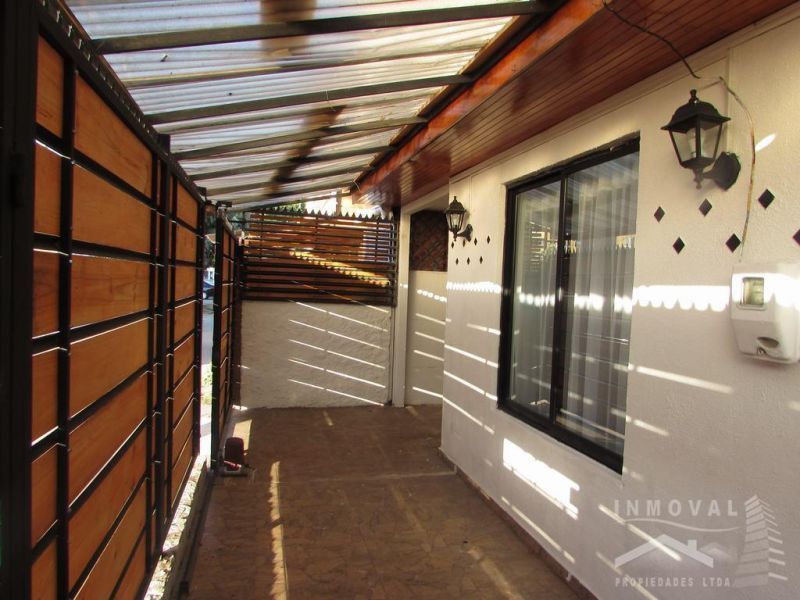 HERMOSA CASA EN LA CALERA.