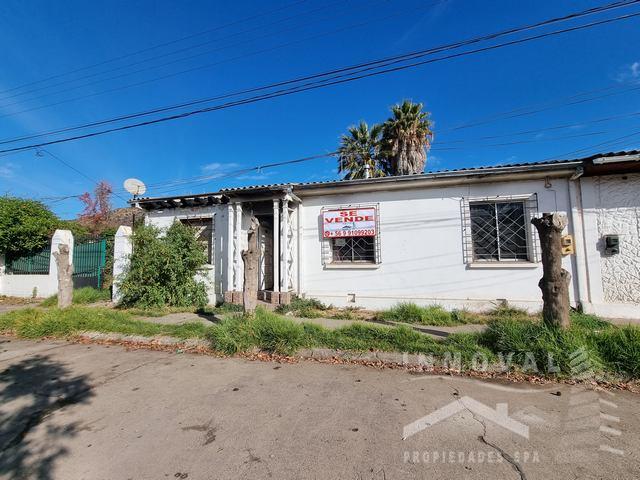 CASA EN POBLACIÓN CEMENTO EL MELÓN.