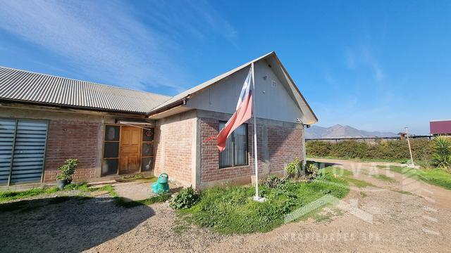 HERMOSA PARCELA CON CASA EN SECTOR LA PEÑA DE NOGALES.