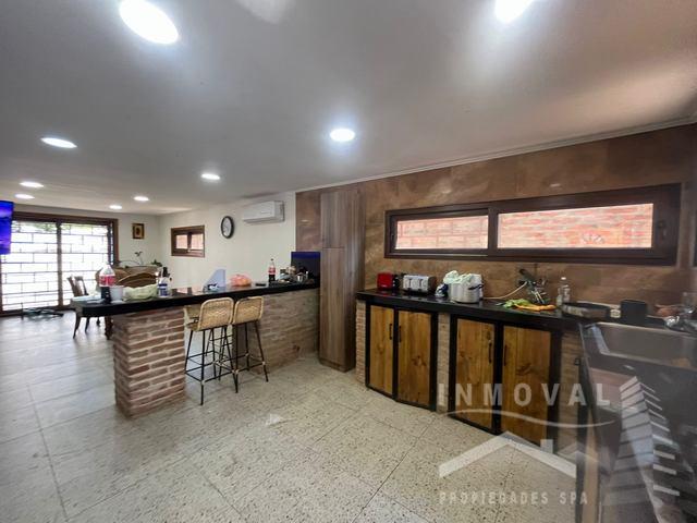 EXCELENTE PROPIEDAD EN ZONA INDUSTRIAL DE EL MELÓN.