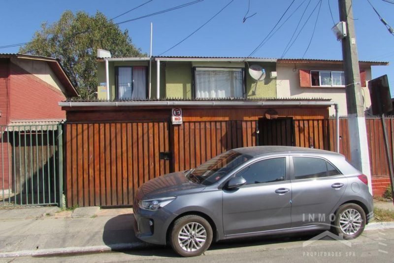 HERMOSA CASA EN LA CALERA.