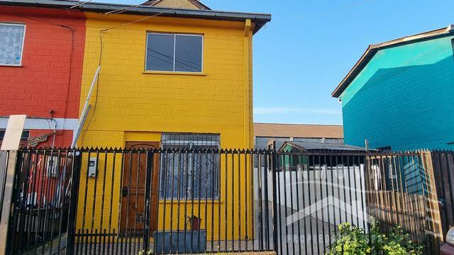 HERMOSA CASA EN QUILLOTA.  