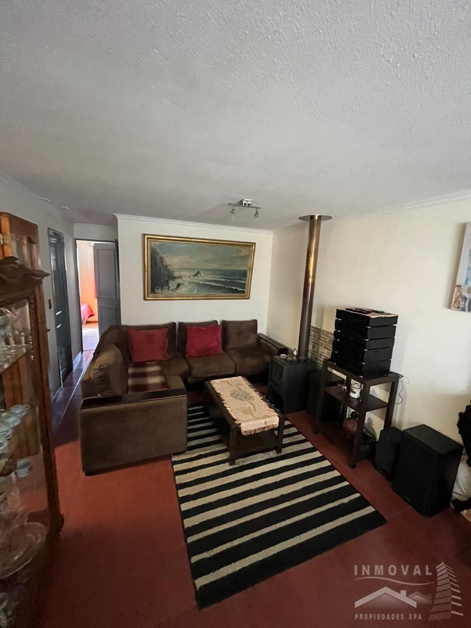 HERMOSA CASA EN EL SENDERO, QUILLOTA.